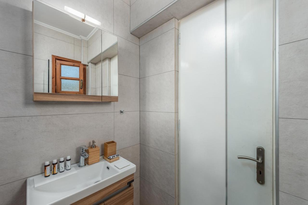 Albouro Seafront Apartments Katelios Extérieur photo