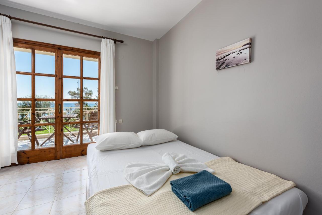Albouro Seafront Apartments Katelios Extérieur photo