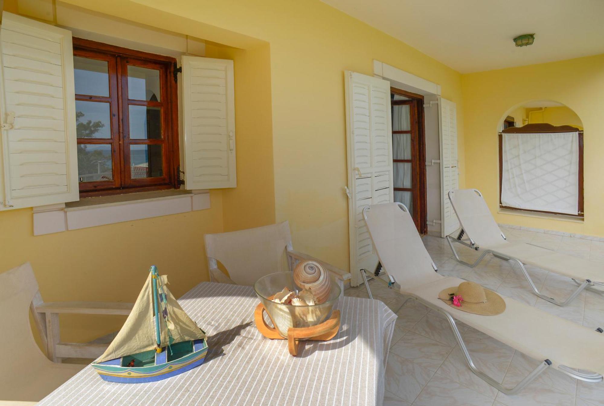 Albouro Seafront Apartments Katelios Extérieur photo