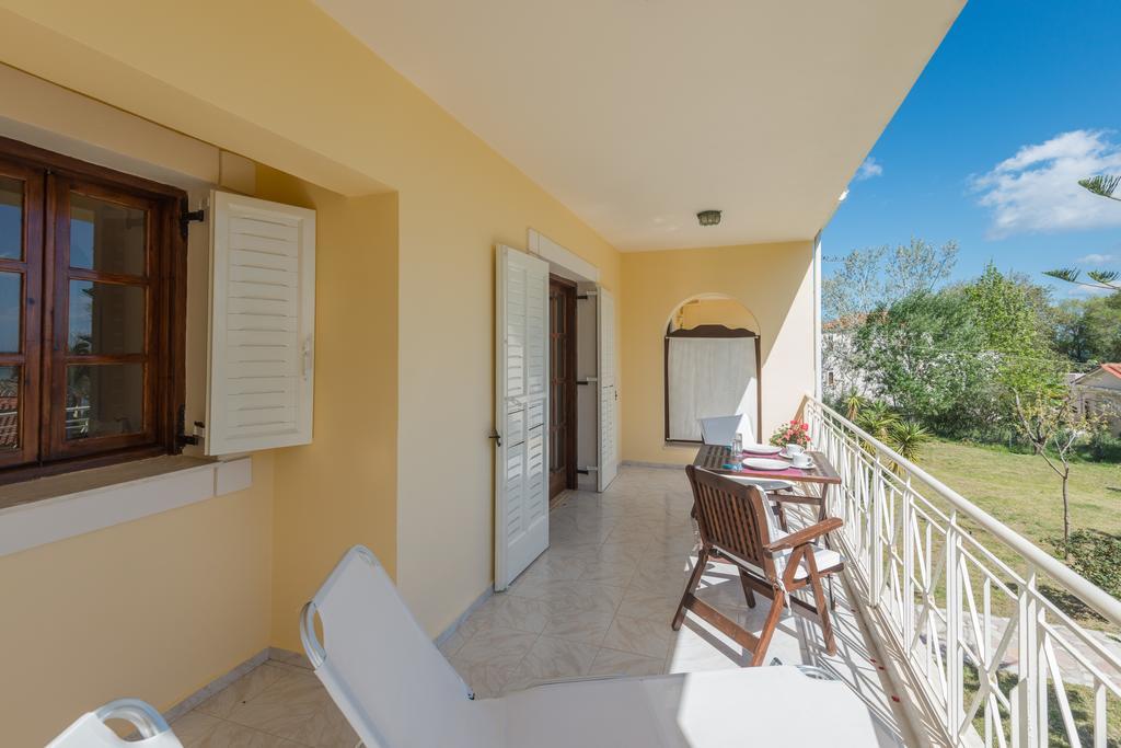 Albouro Seafront Apartments Katelios Extérieur photo